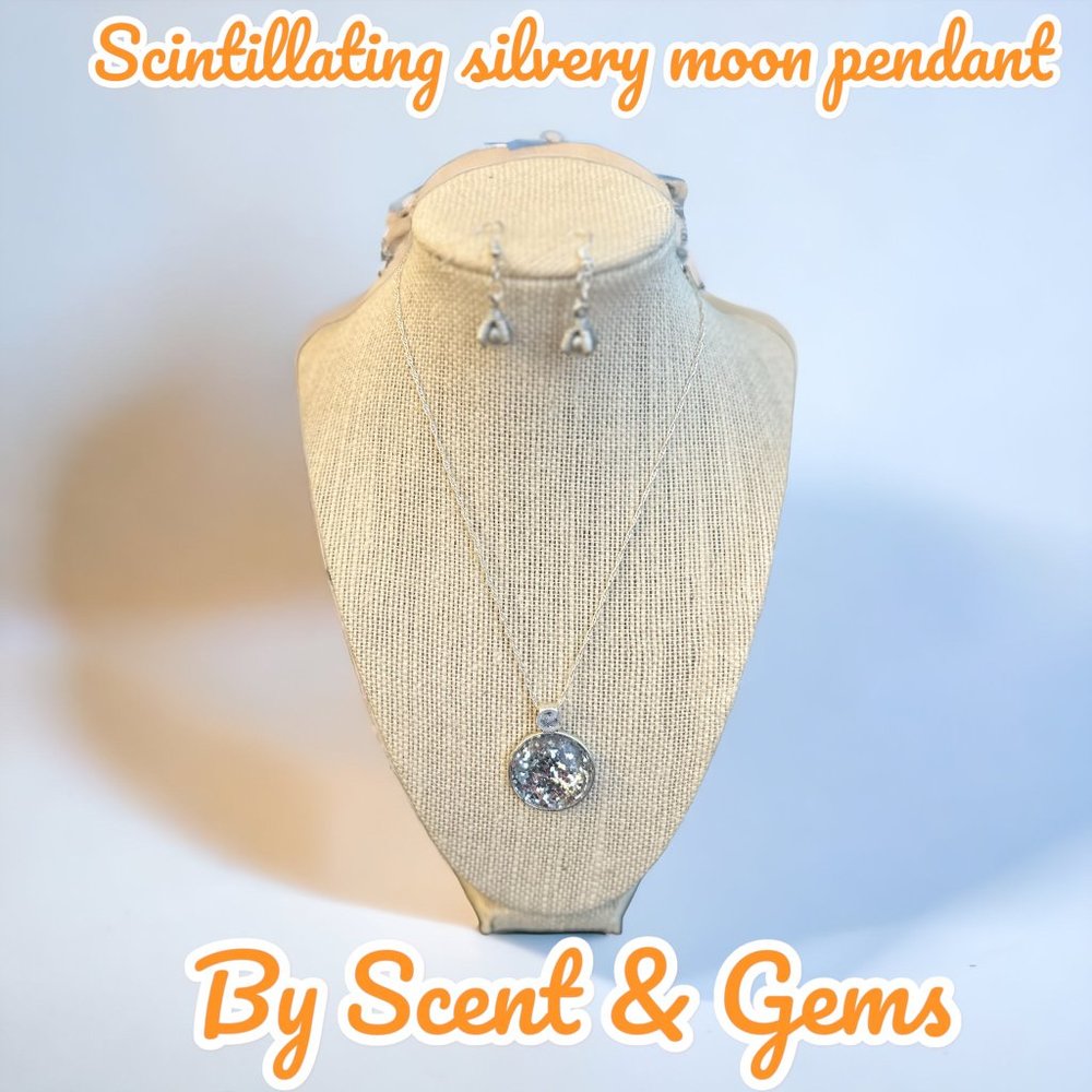 Scent & Gems, Scintillating silvery moon pendant (necklace & earrings set)
